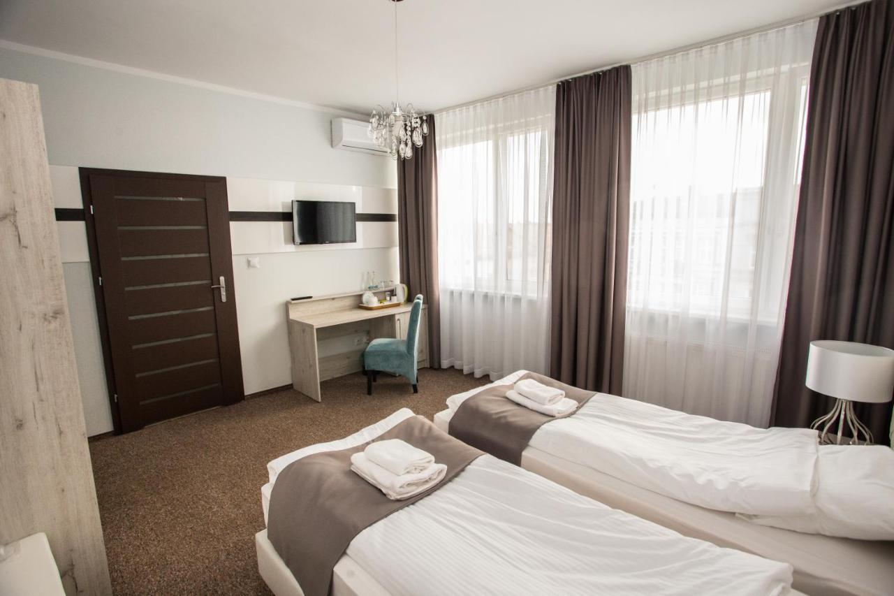 Hotel Tiffany Nowe Miasto Lubawskie Dış mekan fotoğraf